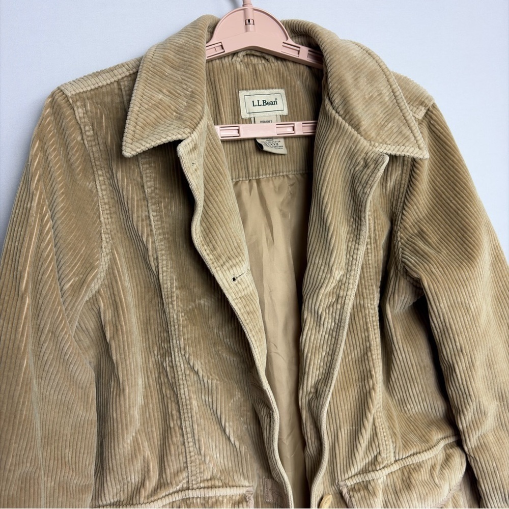 Vintage LL Bean Corduroy Barn Jacket Womens M Tan Beige Chore Coat Lined - Picture 4 of 15